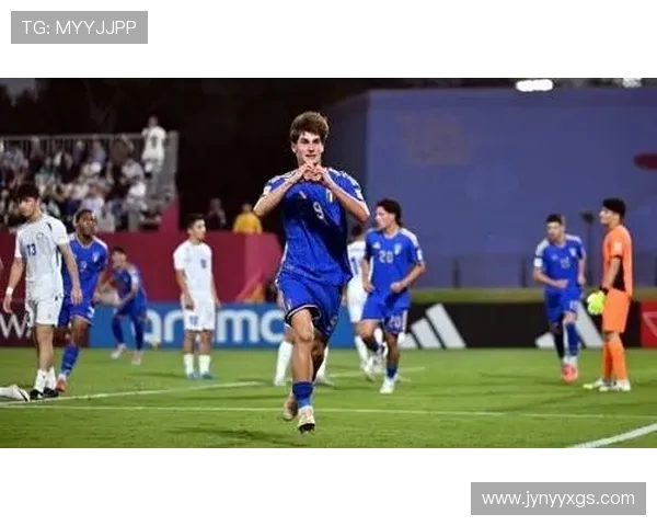 意大利新星坎帕涅洛在U17世界杯中崭露头角崇拜C罗为榜样